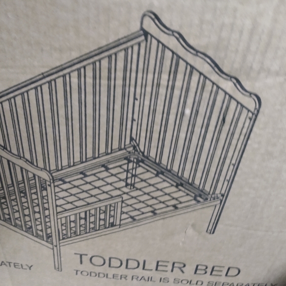 Day Bed with Toddler Rail - Picture 3 of 5